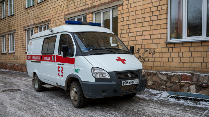 Школьница в Норильске погибла, принимая ванну с сотовым телефоном