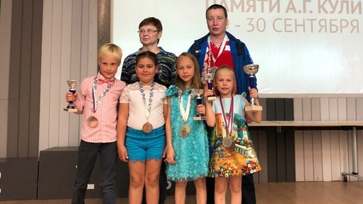 Маленькие шахматные гении с Урала стали победителями и призерами всероссийского турнира в Ялте