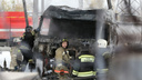 «Дымит на весь город, слышны взрывы»: в районе челябинских нефтебаз вспыхнул крупный пожар