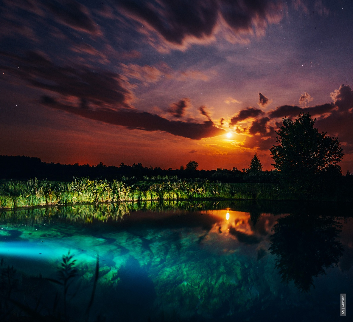 Голубое озеро ночью Самара