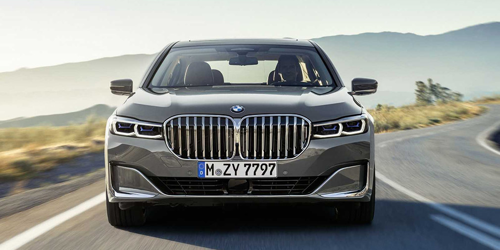 «Ноздри» нового флагманского седана от BMW напоминают аналогичные у X7