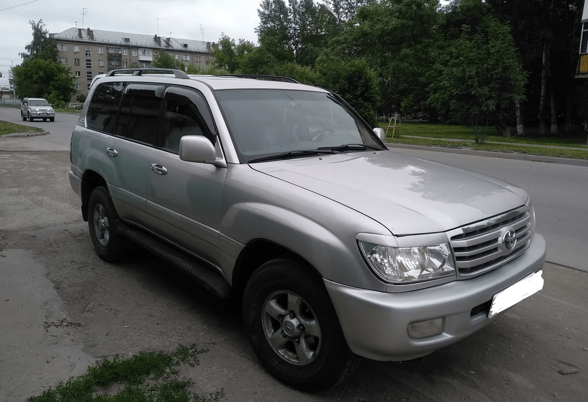 Toyota Land Cruiser 100 Toyota Land Cruiser 100