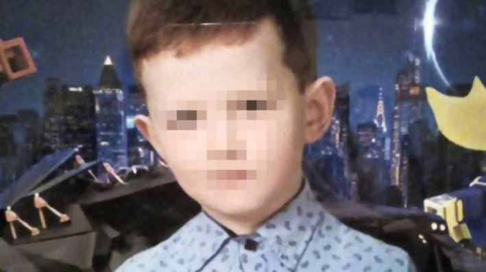 Пятилетний Глеб Трегубов жаловался на боль в голове и ножках, пока его лечили от кишечной инфекции<br>