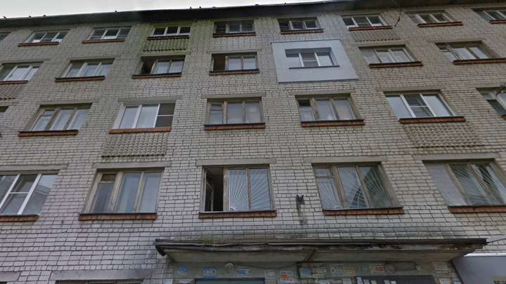 Жители Ленинского района обнаружили труп в подвале пятиэтажки