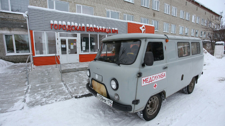 «Нужен тщательный разбор»: Дубровский приказал проверить больницу, где за месяц умерли трое детей
