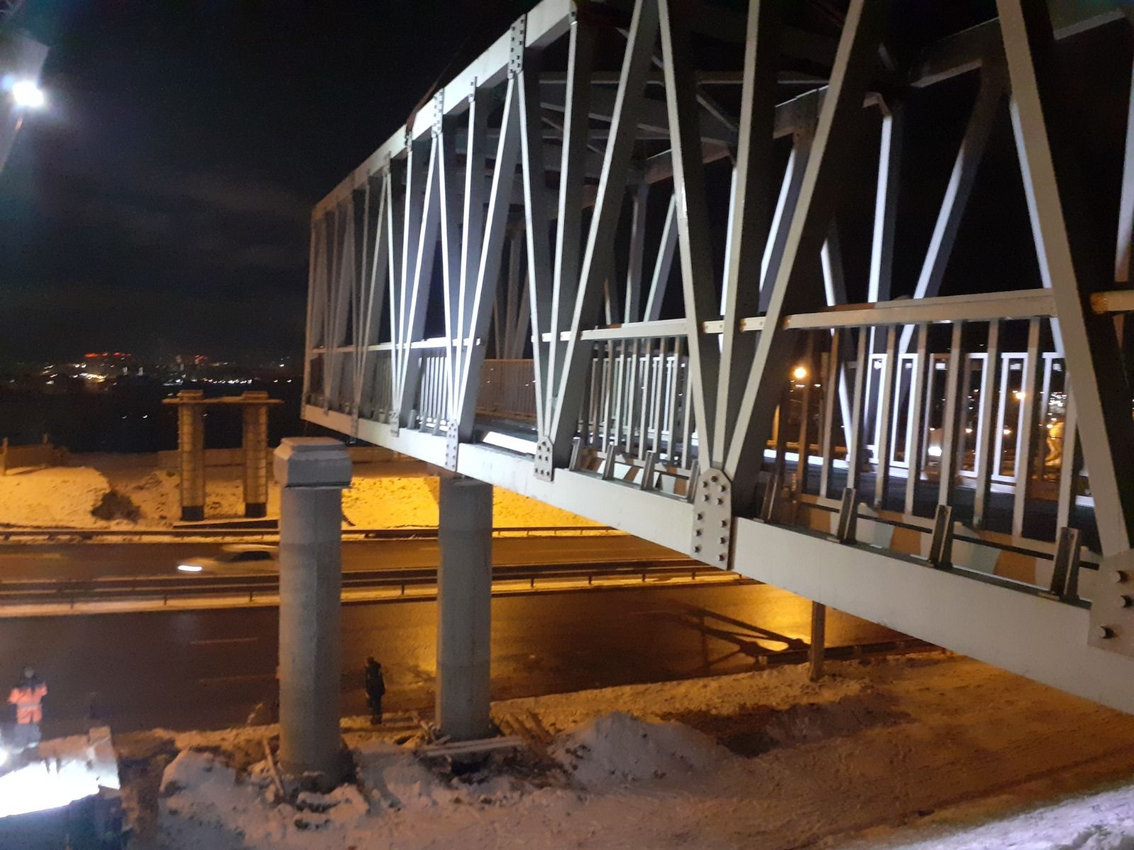 Общая длина моста составит 60 метров Общая длина моста составит 60 метров