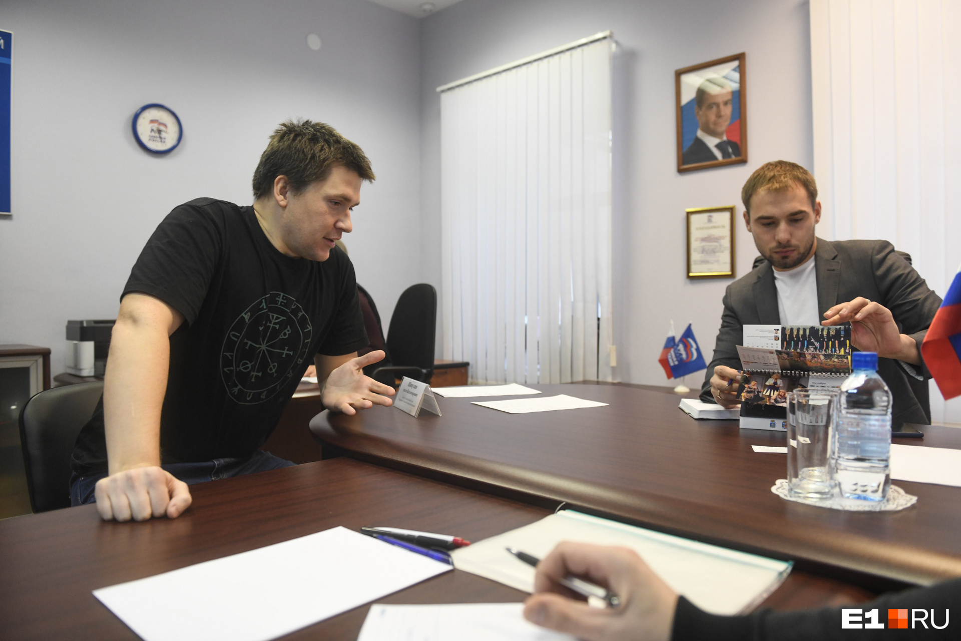 Похоже, Антон Шипулин обманул ожидания делегата и без того обманутых туристов. Обращение дошло до него слишком поздно, и депутатская помощь может просто не успеть Похоже, Антон Шипулин обманул ожидания делегата и без того обманутых туристов. Обращение дошло до него слишком поздно, и депутатская помощь может просто не успеть