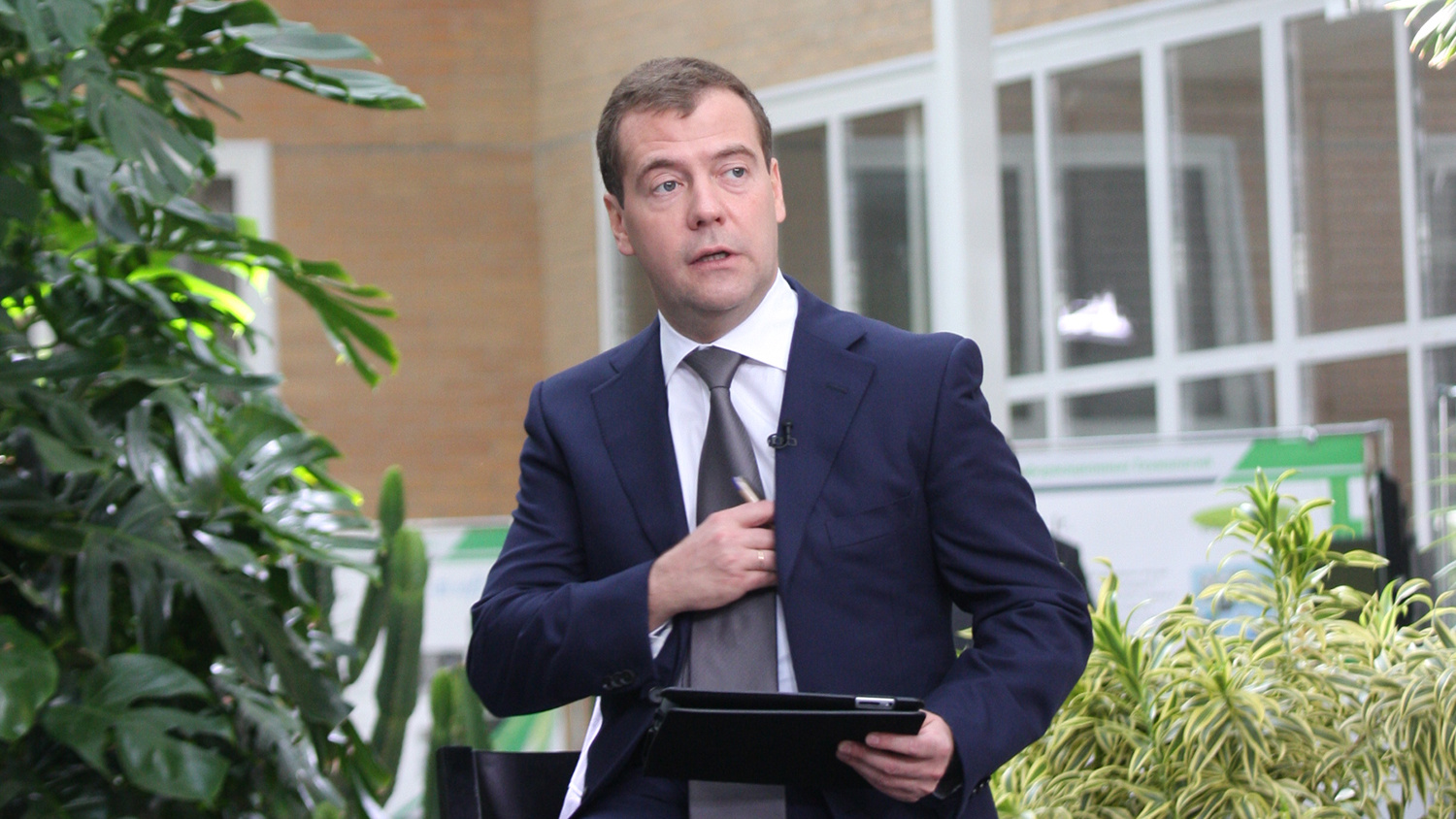 Министров целый кабинет: премьеру Медведеву утвердили новое Правительство РФ