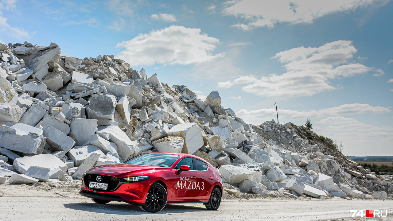Mazda3 получила фирменное «лицо» Mazda3 получила фирменное «лицо»