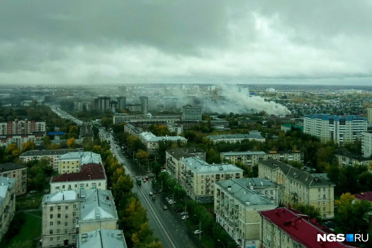 Кировский районный новосибирска. Кировский район. Кировском районе Новосибирск. Кировский район Новосибирск фото. Новосибирск дым серый.