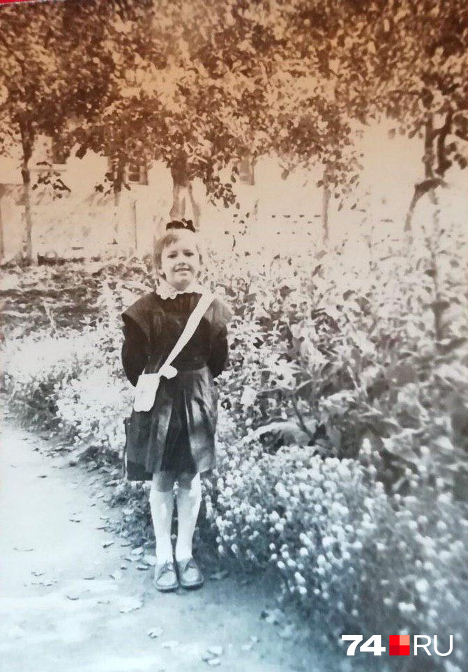 Детский снимок Марины Петровны: тут она дежурит санитаркой в школе. Фото сделано в 1964–1965 гг.