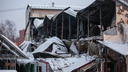 Сгорели миллионы рублей: что происходит на месте тлеющего рынка в Искитиме