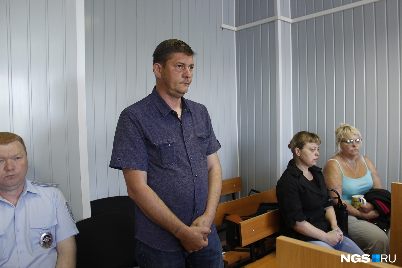 Денис Тетенко свою вину признал частично и настаивал на общем порядке судебного разбирательства Денис Тетенко свою вину признал частично и настаивал на общем порядке судебного разбирательства