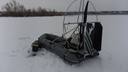 В Самарской области рыбак испытал свой «снеголет» на первом льду