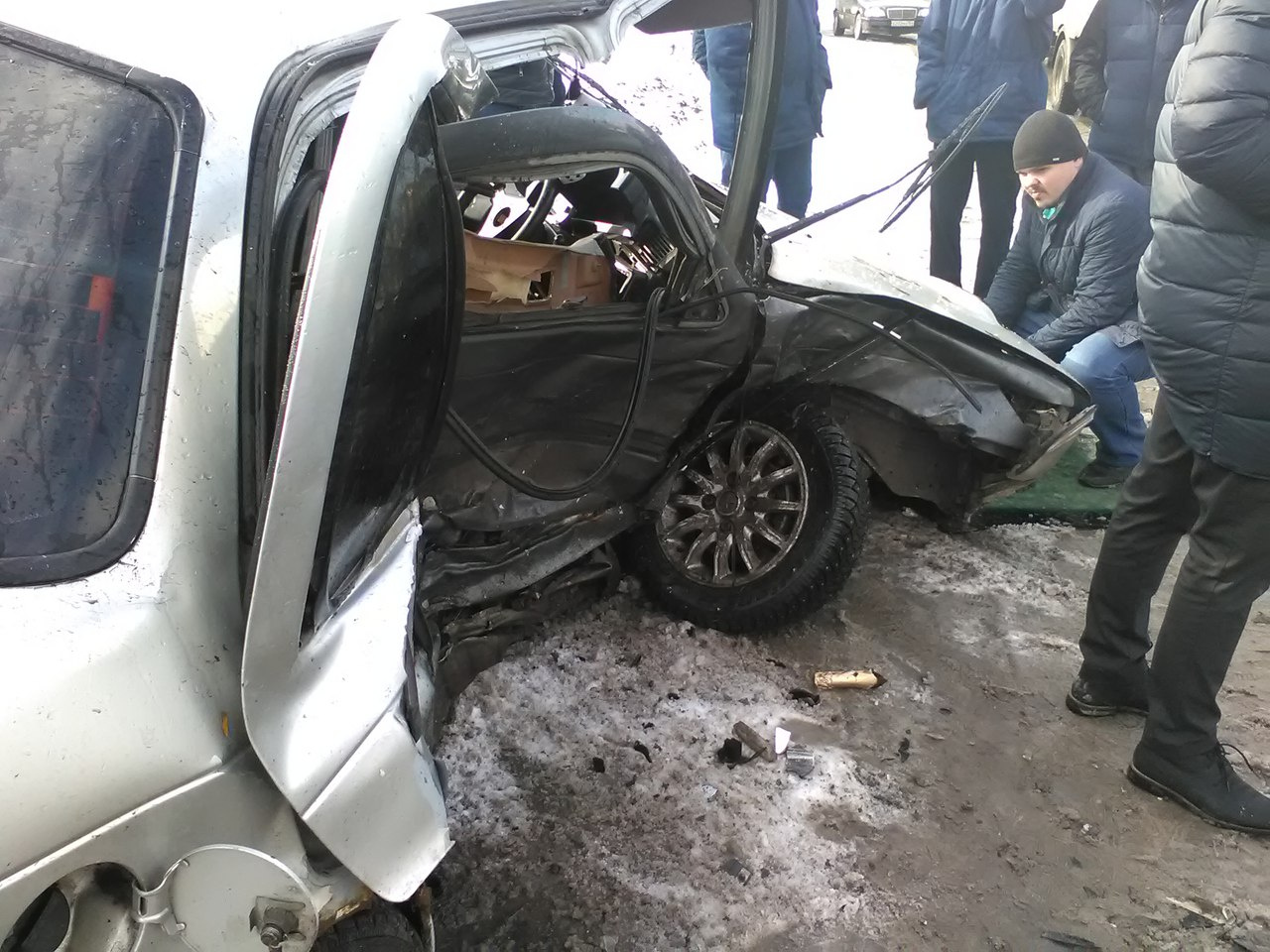 Авария случилась после того, как водитель Mitsubishi выехал на встречную полосу Авария случилась после того, как водитель Mitsubishi выехал на встречную полосу