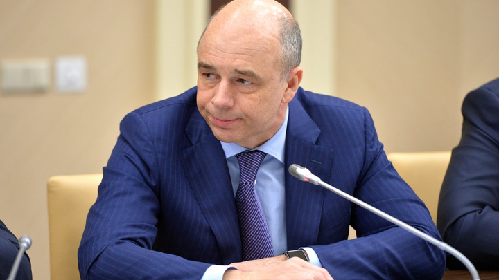 Минфин раскрыл зарплаты российских министров