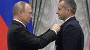 Путин наградил сызранского пилота, который посадил пассажирский самолет в кукурузном поле
