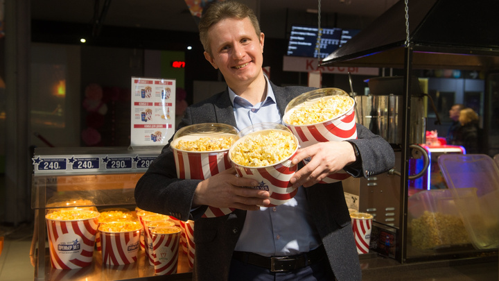 «Без попкорна билет подорожает в два раза»: директор «Премьер Зала» — о том, как выживают кинотеатры