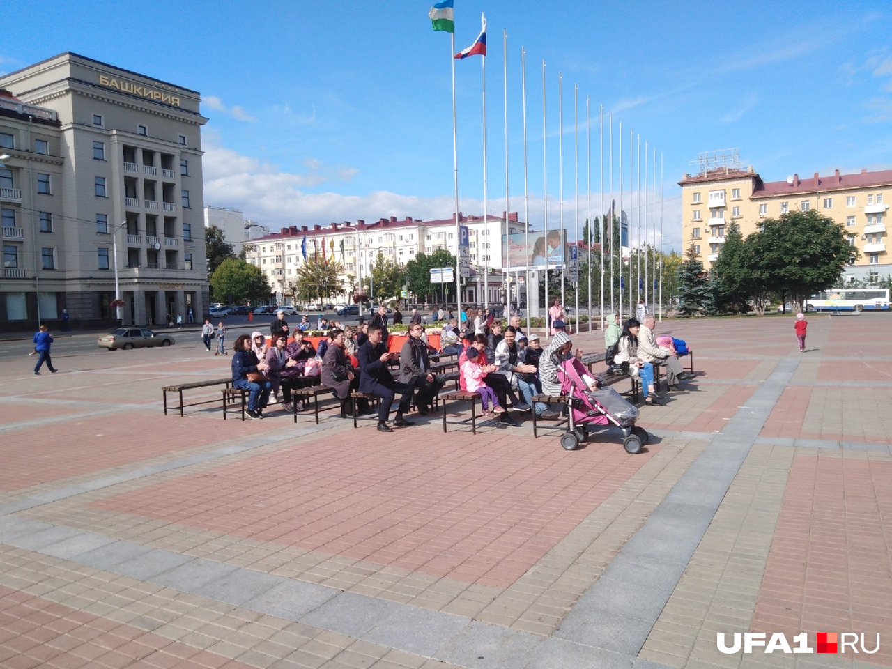 На площади перед ГКЗ «Башкортостан» вокалистка исполнила песню Кончиты Вурст. Корреспондент UFA1.RU прокомментировал услышанное словами: «Слушатели в восторге. Кажется, в Башкирию пришло равноправие»<a href="https://vk.com/video379983852_456239095?list=f7afac4fbe3227d3ed" data-video="379983852_456239095" data-list="f7afac4fbe3227d3ed" data-duration="57" data-stretch-vertical="1" onclick="return showInlineVideo('379983852_456239095', 'f7afac4fbe3227d3ed', {autoplay: 1}, event, this);" class="page_post_thumb_wrap image_cover page_post_thumb_video page_video_autoplayable page_post_thumb_last_column page_post_thumb_last_row _" https:="" sun9-30.userapi.com="" c856020="" v856020828="" e92ec="" th2dixt6paa.jpg");"=""></a> На площади перед ГКЗ «Башкортостан» вокалистка исполнила песню Кончиты Вурст. Корреспондент UFA1.RU прокомментировал услышанное словами: «Слушатели в восторге. Кажется, в Башкирию пришло равноправие»<a href="https://vk.com/video379983852_456239095?list=f7afac4fbe3227d3ed" data-video="379983852_456239095" data-list="f7afac4fbe3227d3ed" data-duration="57" data-stretch-vertical="1" onclick="return showInlineVideo('379983852_456239095', 'f7afac4fbe3227d3ed', {autoplay: 1}, event, this);" class="page_post_thumb_wrap image_cover page_post_thumb_video page_video_autoplayable page_post_thumb_last_column page_post_thumb_last_row _" https:="" sun9-30.userapi.com="" c856020="" v856020828="" e92ec="" th2dixt6paa.jpg");"=""></a>