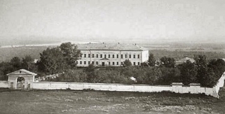 Архиерейский дом на улице Тукаева Архиерейский дом на улице Тукаева