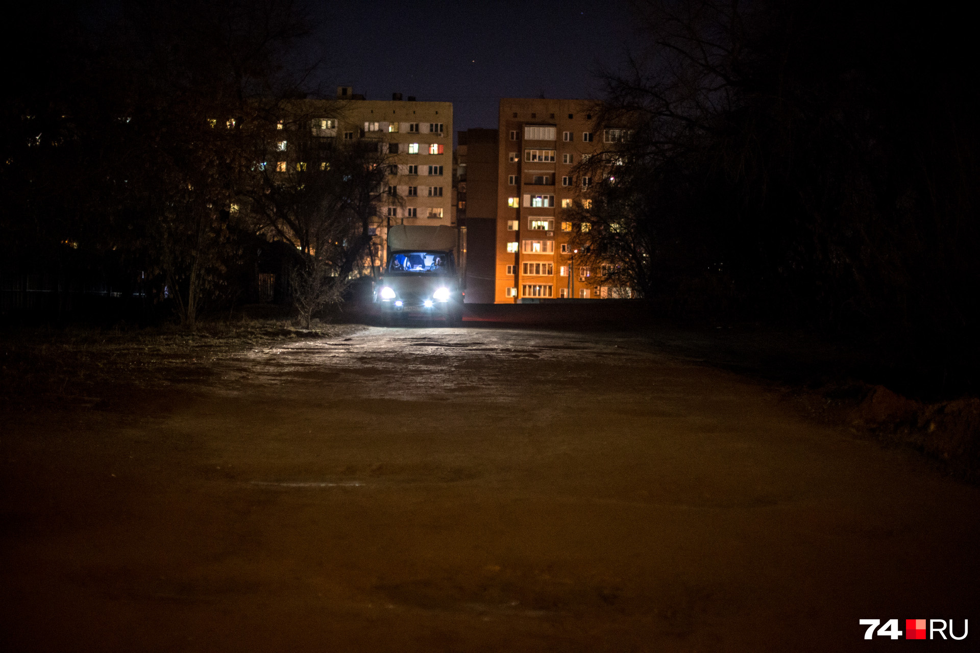 Если вы думаете, что это окраина города, то вы ошибаетесь, это центр — улица III Интернационала Если вы думаете, что это окраина города, то вы ошибаетесь, это центр — улица III Интернационала