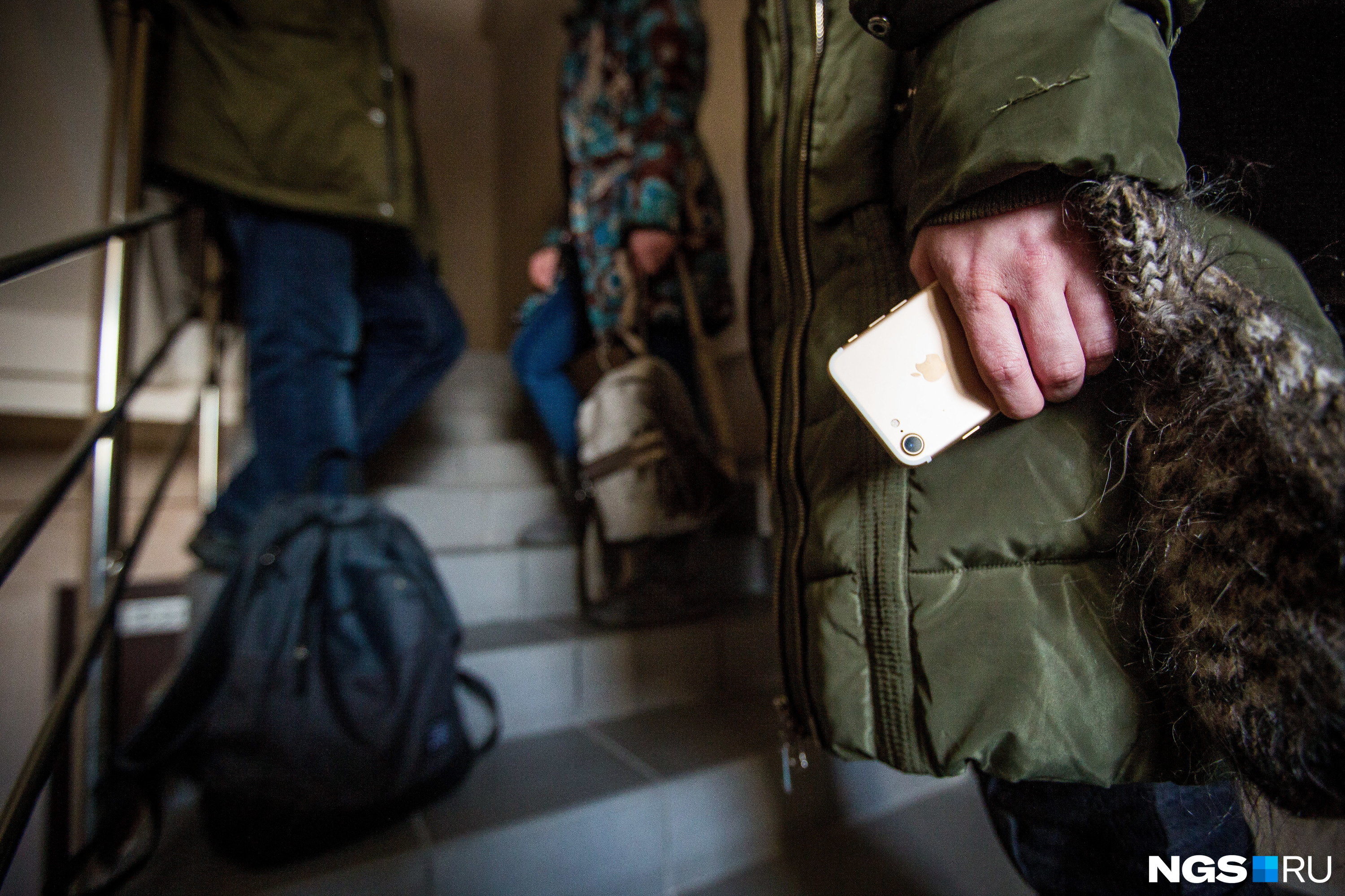 Школьники воспринимают соцсети как их личное пространство, но, по сути, это давно уже общественное место Школьники воспринимают соцсети как их личное пространство, но, по сути, это давно уже общественное место