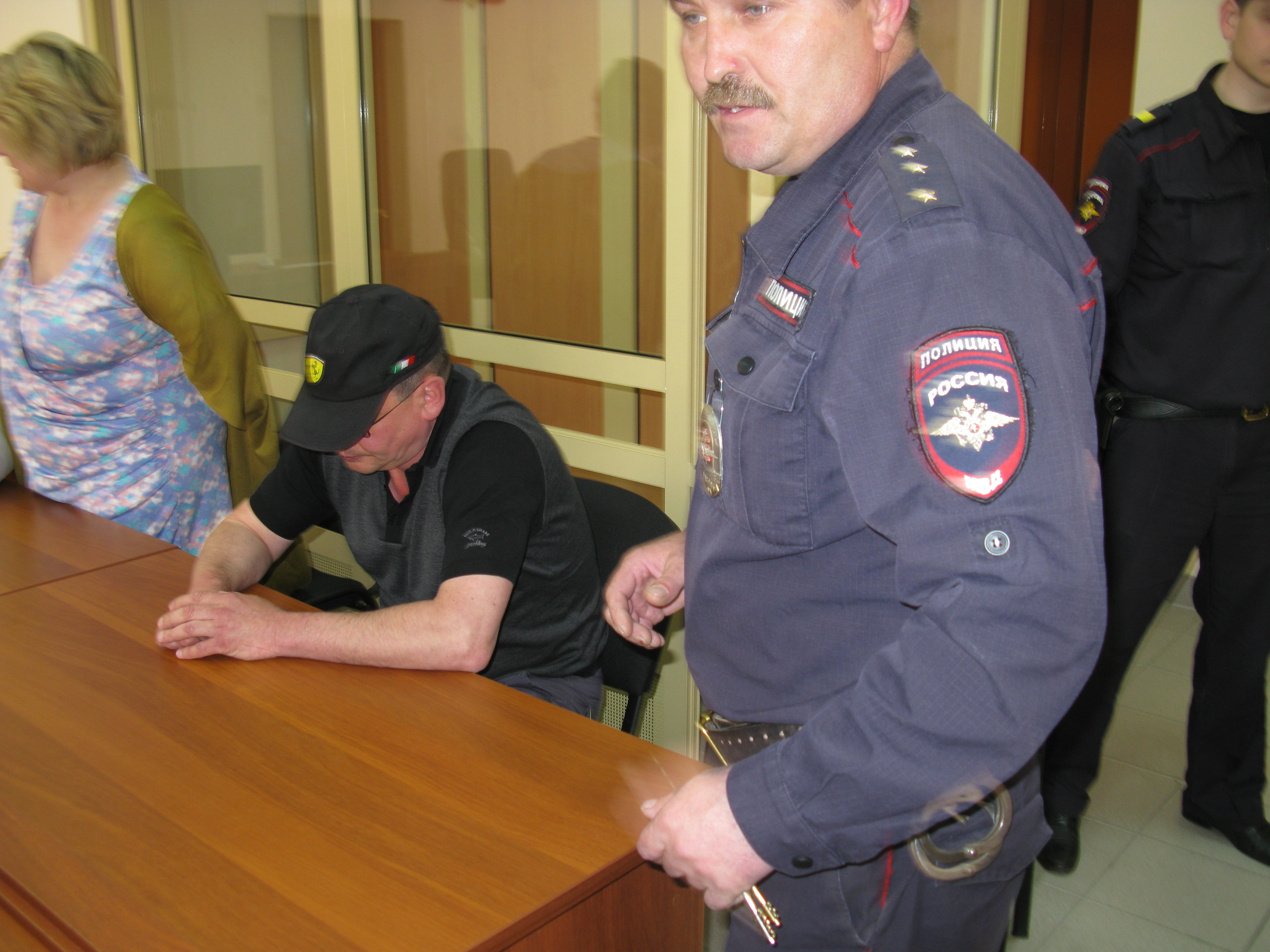 Алмаза Закиева взяли под стражу в зале суда Алмаза Закиева взяли под стражу в зале суда