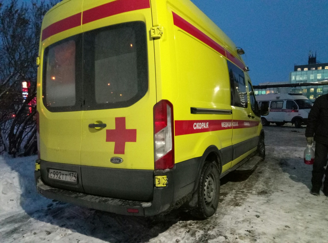 Машина, которая попала сегодня в ДТП, свежая, а вот резина уже «уставшая» Машина, которая попала сегодня в ДТП, свежая, а вот резина уже «уставшая»
