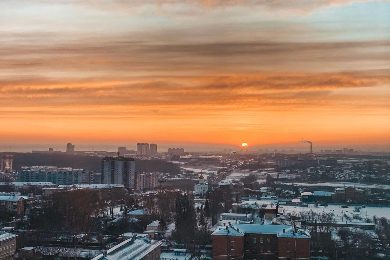 Рассвет над городом Рассвет над городом