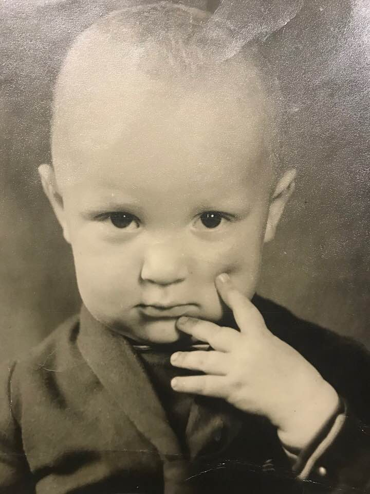 Это маленький Роман Шадрин. Фото сделано в 1969 году