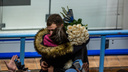 Хоккейный фанат сделал предложение своей девушке на матче между ХК «Сибирь» и омским «Авангардом»