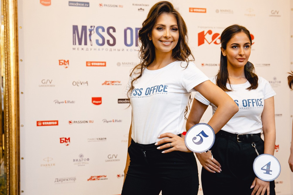  33-летняя челябинка покорила жюри и зрителей «Мисс Офис — 2019»