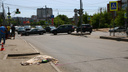 Чтобы машины не вылетали на пешеходов: перекресток на Солнечной — Губанова обезопасят
