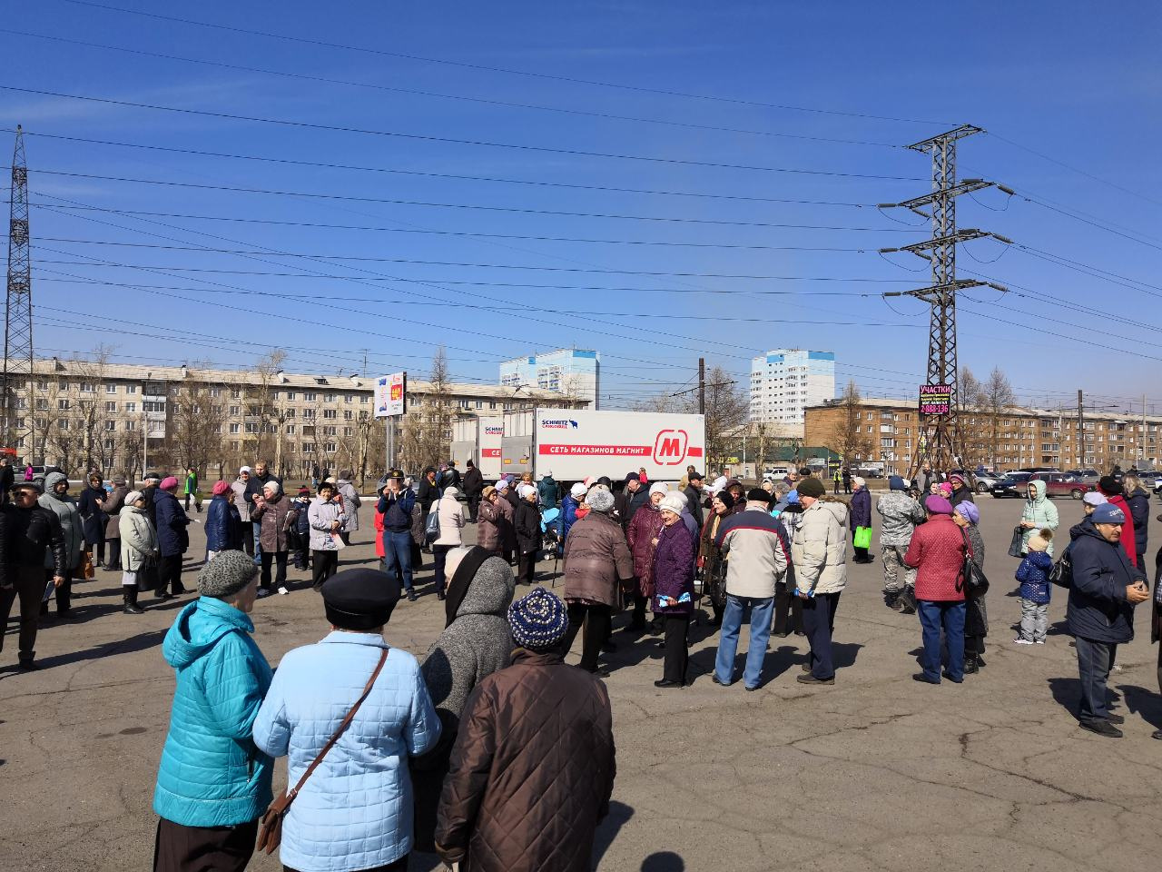 Жильцы уверяют, что зимой в домах было холодно и тепла, наоборот, не поступало в нужном количестве Жильцы уверяют, что зимой в домах было холодно и тепла, наоборот, не поступало в нужном количестве