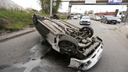 «Машина перевернулась»: из-за аварии под мостом в Ленинском районе образовалась огромная пробка