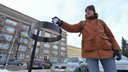 «Портал сразу на свалку»: в Челябинске расставили четыре сотни «наноурн»