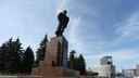 «Говорят, что лесами огородят»: подрядчик собрался ремонтировать памятник Ленину в День города