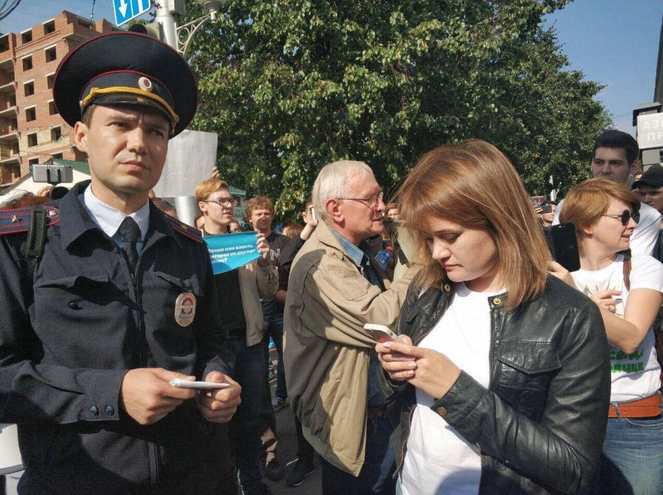 В столице Башкирии акция прошла относительно спокойно, но с проблемами для лидера оппозиции В столице Башкирии акция прошла относительно спокойно, но с проблемами для лидера оппозиции