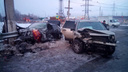 Седан отбросило в столб и смяло: внедорожник в Челябинске устроил жуткое ДТП с пострадавшими