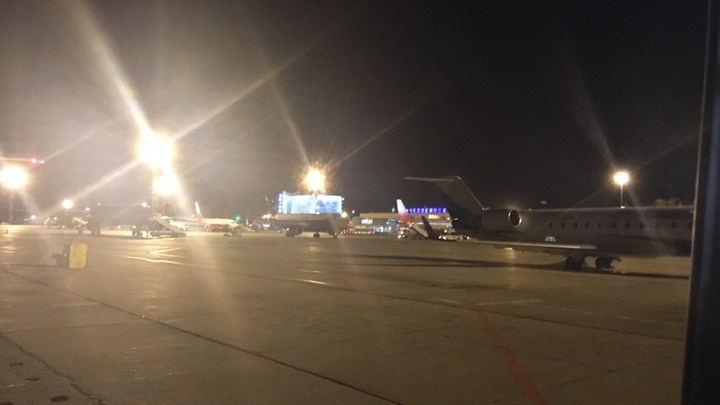 «Раз семь пытались зайти на посадку»: челябинский аэропорт принял самолёты из Кольцово