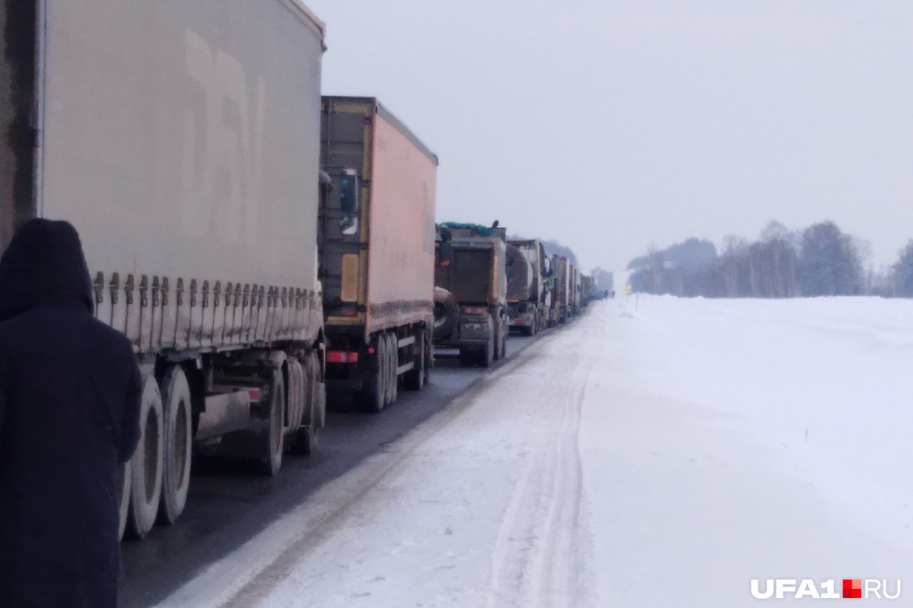 Трасса м5 аша уфа обстановка сегодня. Пробки м5 Уфа Челябинск. Пробки трасса м5 Уфа Аша. Пробки м5 Уфа Челябинск сейчас.