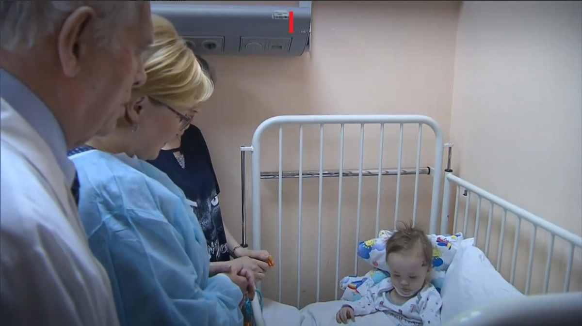 За состоянием малыша следил знаменитый детский врач Леонид Рошаль