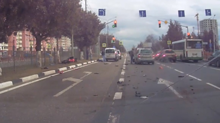 Появилось видео страшной аварии, в которой погиб мотоциклист