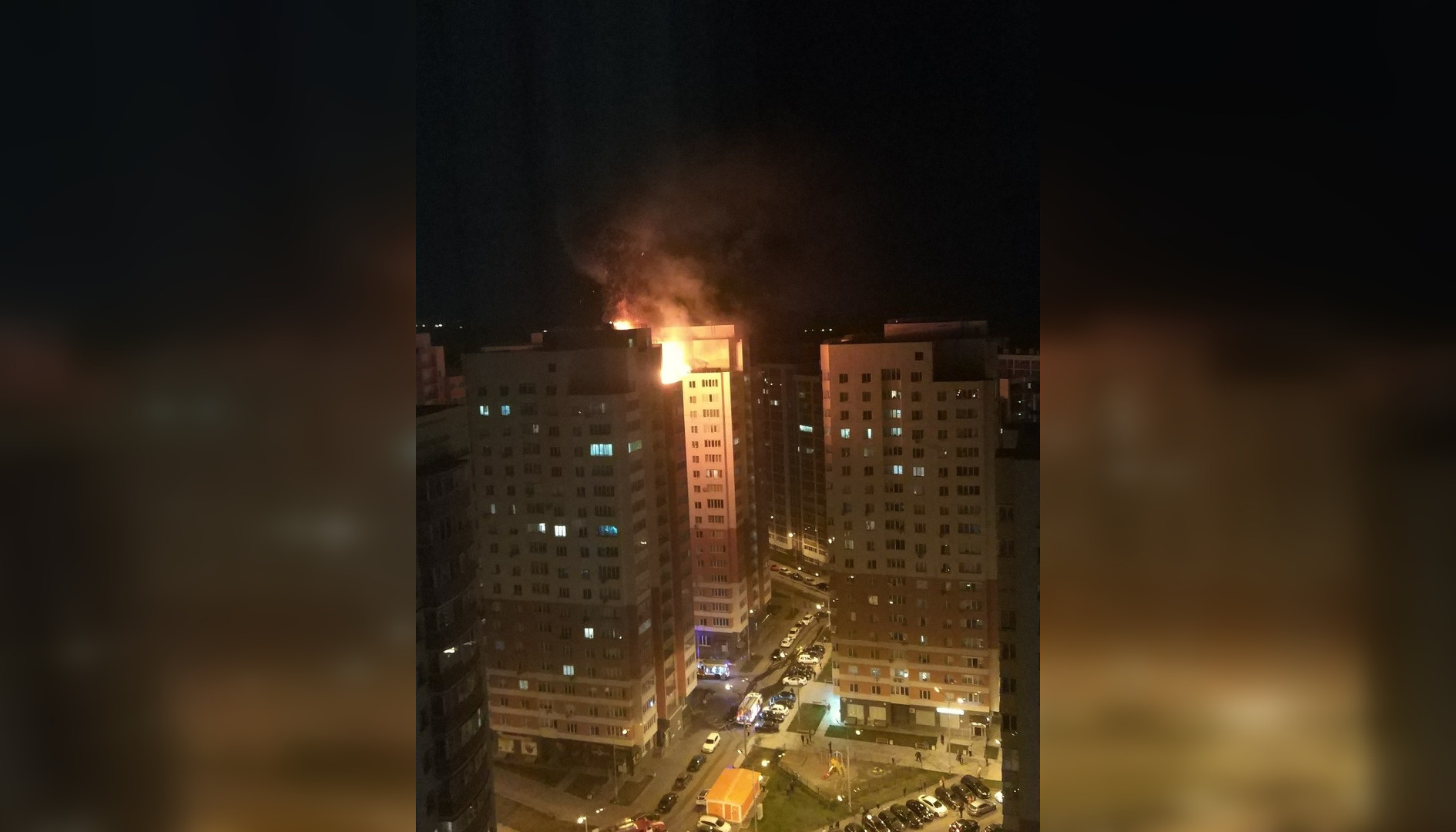 пожар в марьино. пожар в уфе сейчас. мчс пожар. валдберис пожар. пожарные в москве пожар на шарикоподшипниковской.