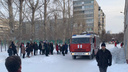 Из челябинской школы эвакуировали 700 человек
