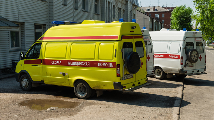 С пострадавшим при взрыве на предприятии в Березниках работает психолог