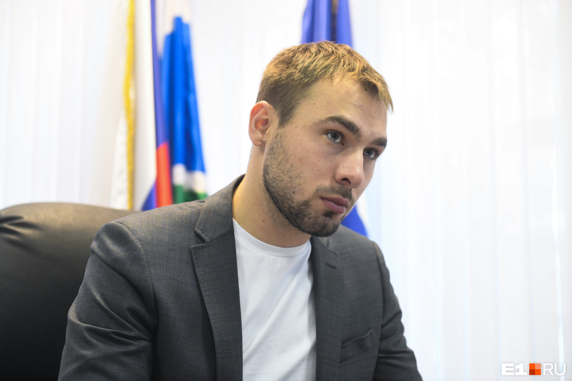 Просьба помочь найти полмиллиона рублей, чтобы молодежи не скучно было участвовать в крестных ходах, озадачила депутата Просьба помочь найти полмиллиона рублей, чтобы молодежи не скучно было участвовать в крестных ходах, озадачила депутата