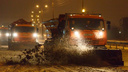«На круглосуточном дежурстве»: гололед не дает расслабиться дорожникам и коммунальщикам Волгограда