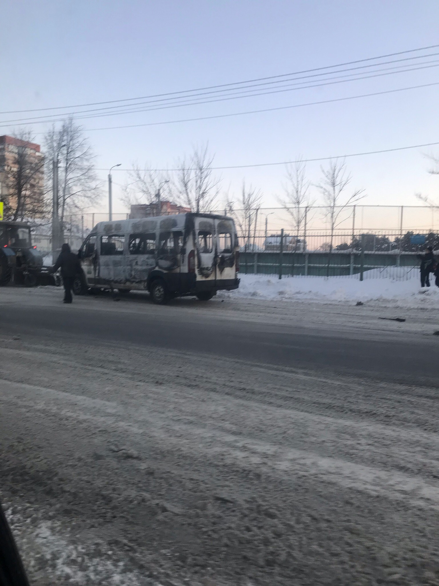 Маршрутка выгорела полностью Маршрутка выгорела полностью