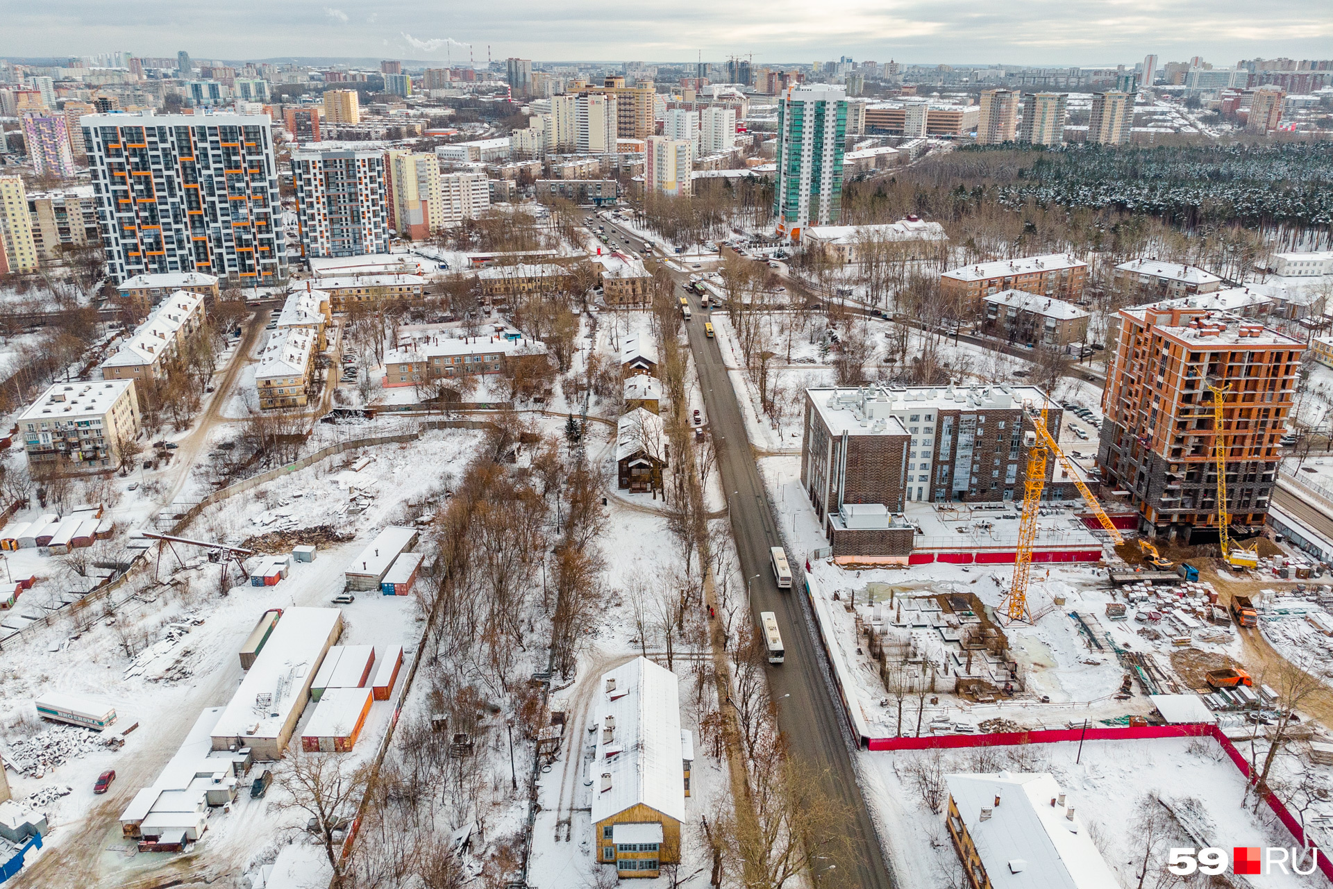 Жк с комментариями. Застройка Перми на 2021. Пустырь в Перми. Поды в районе 4к.